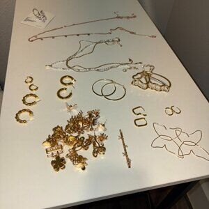 Miscellaneous Jewelry and Hair Accessories